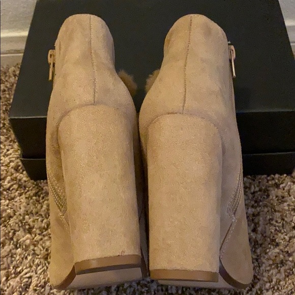 Francesca’s Yolanda Beige Fur Puff Boots - Picture 8 of 10